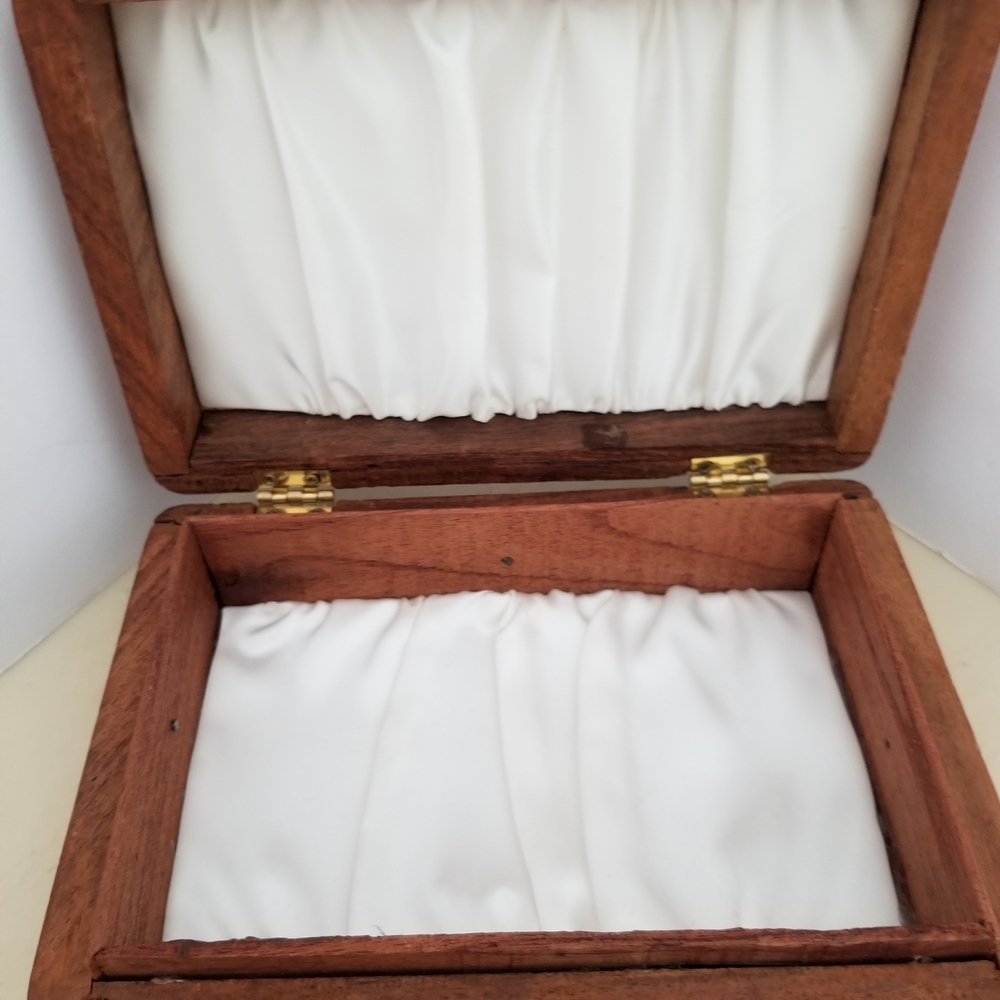 Carved Wooden Box with Floral Inlay - Picture 6 of 6